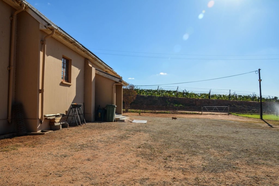 1 Bedroom Property for Sale in Vredendal Rural Western Cape